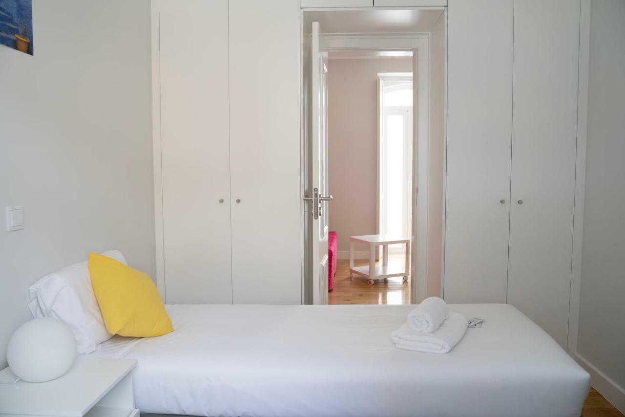 Funky Two Bedroom Saldanha Lisbon Exterior photo