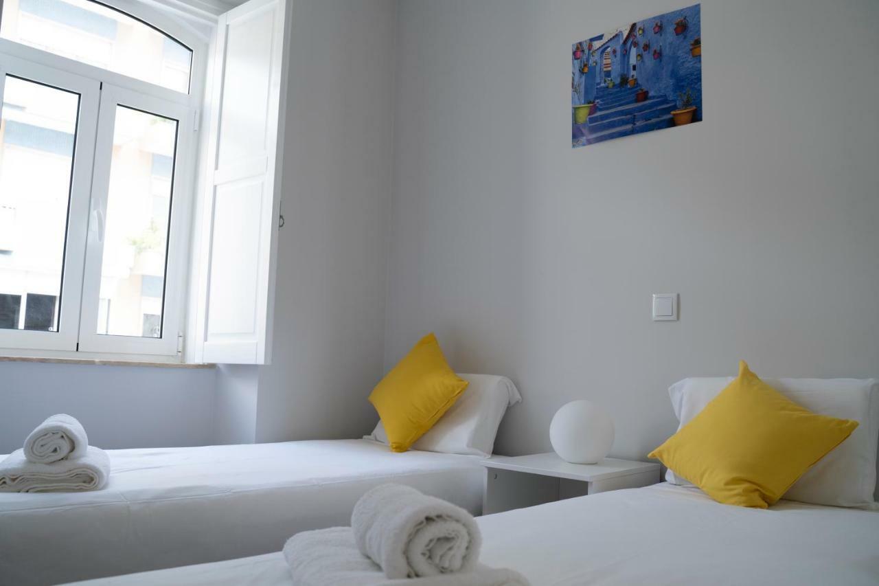Funky Two Bedroom Saldanha Lisbon Exterior photo